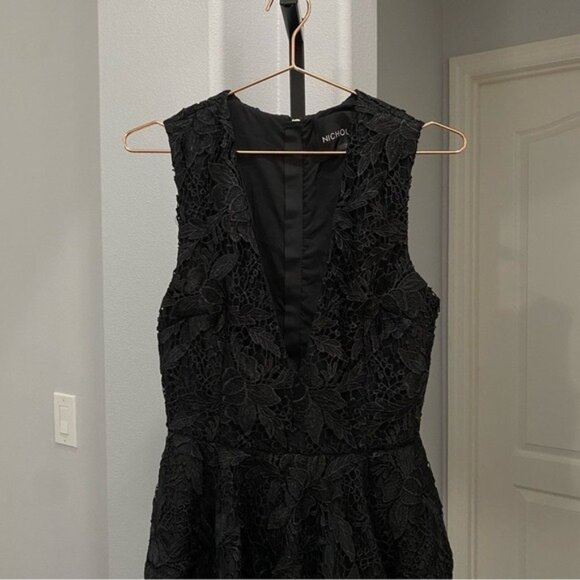Nicholas Black Mosaic Lace Ball Dress Black Tie Evening Tea Length Size 6 Goth - Picture 3 of 11